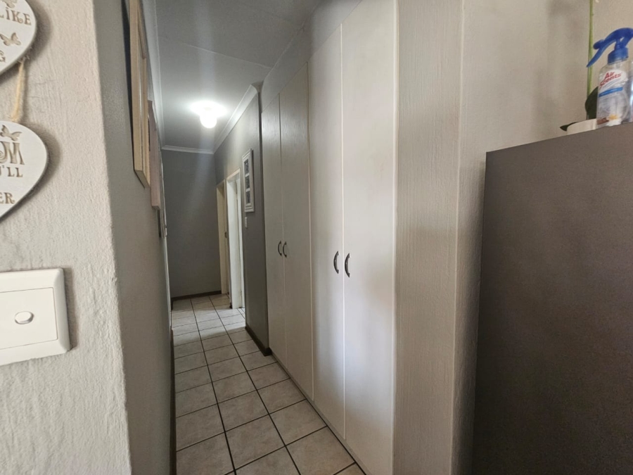 3 Bedroom Property for Sale in Safari Gardens North West